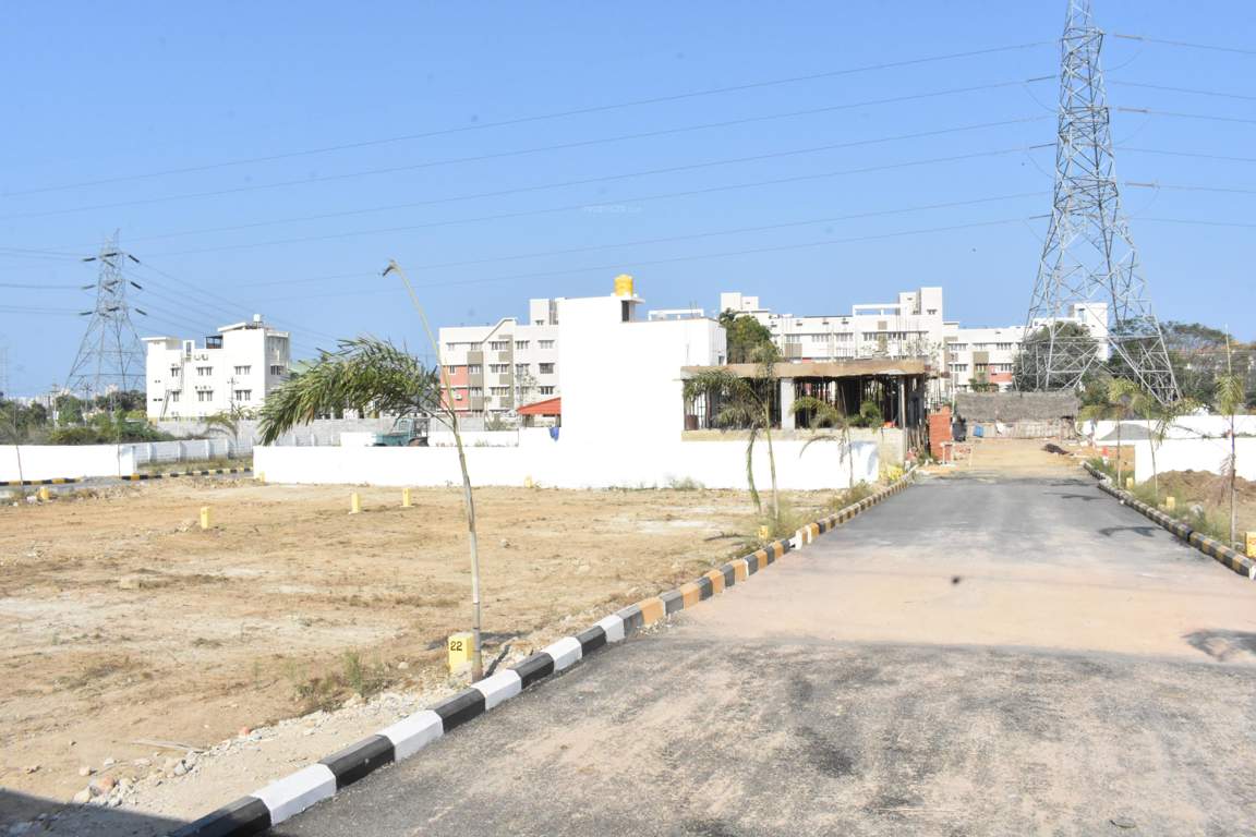  maruthi green park Plot