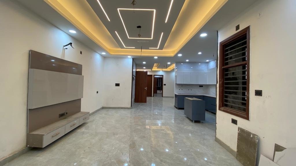  luxury floors Living Area