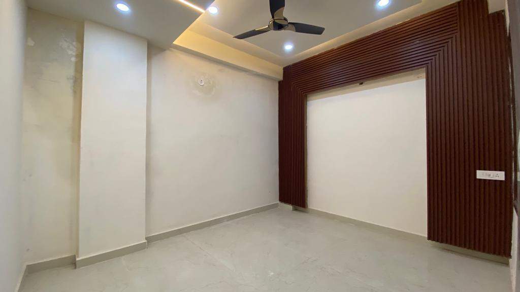 ultra luxury floors Living Area