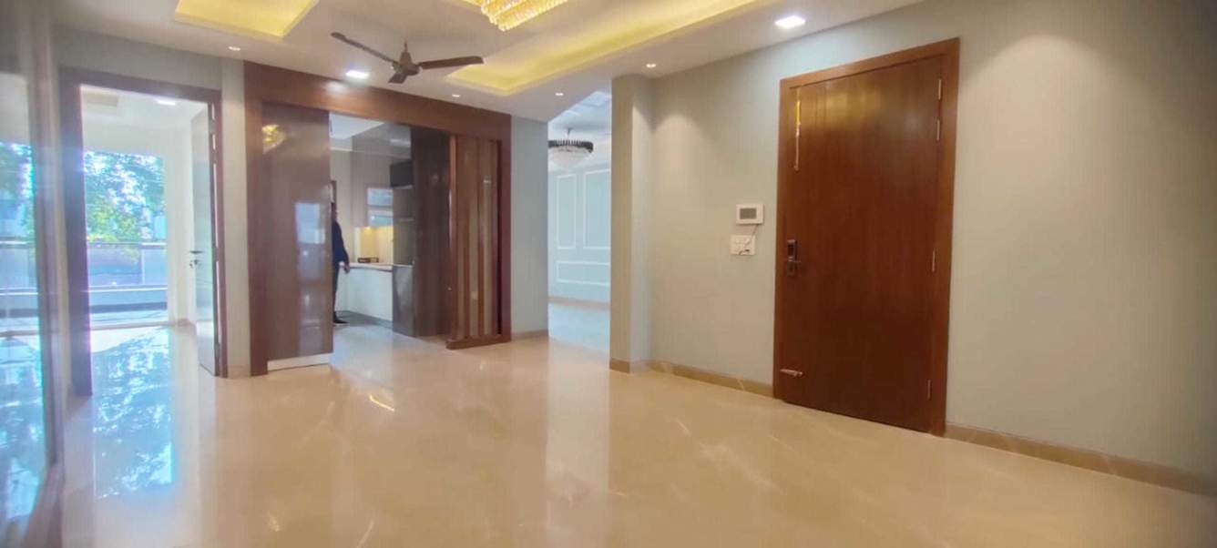  luxury builder floor tgs realtors 300 Living Area