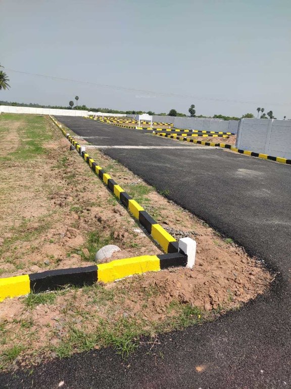  majestic avenue Internal Roads