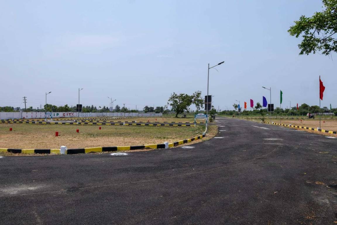  majestic avenue Internal Roads