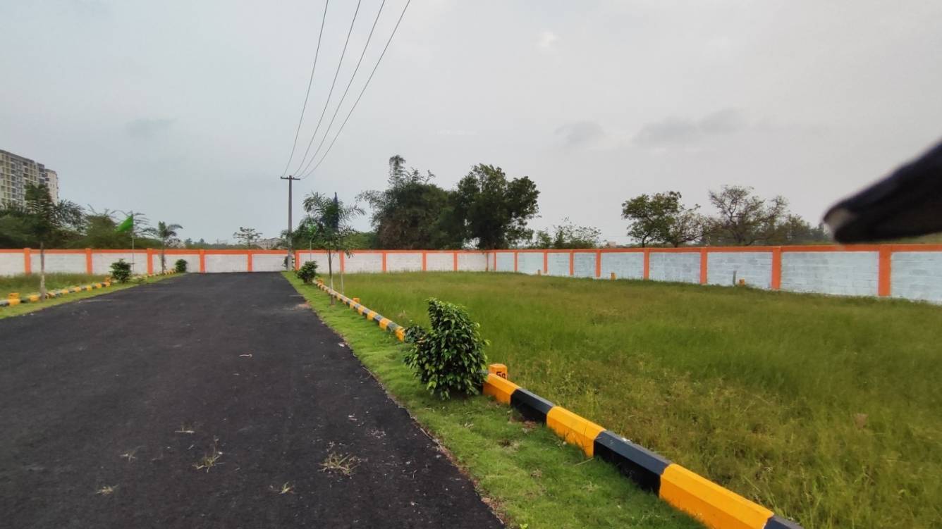  dvr pradhan nagar Plot