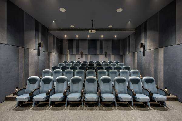  status-bungalows Mini Theatre