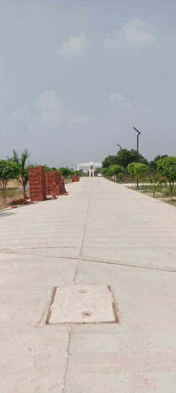  greens Internal Roads & Footpaths