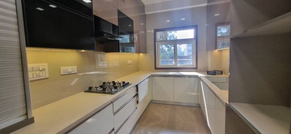  ultra-premium-luxurious-floors Kitchen