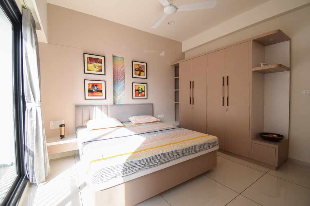 mulberry heights Bedroom