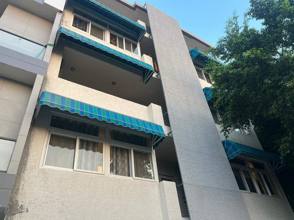  71 builder floor Elevation