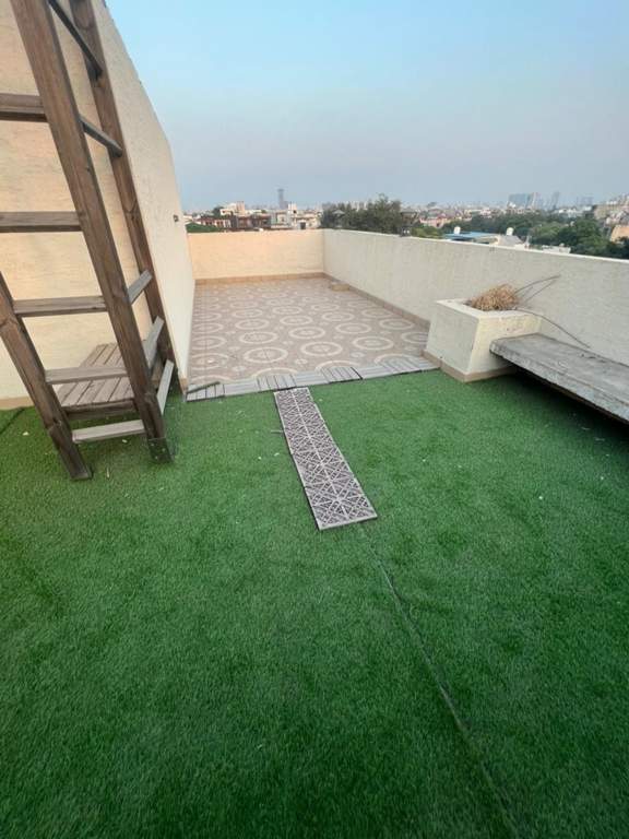  71 builder floor Others