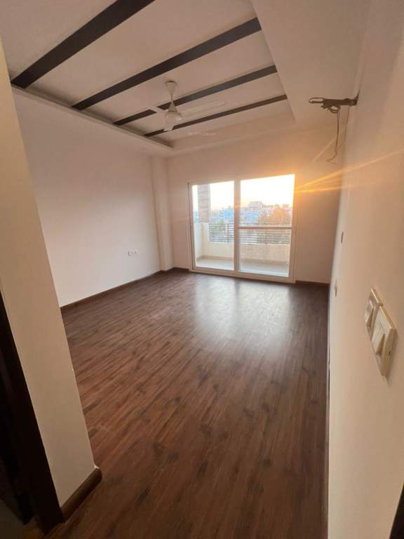  71 builder floor Bedroom