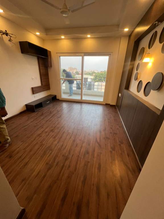  71 builder floor Bedroom