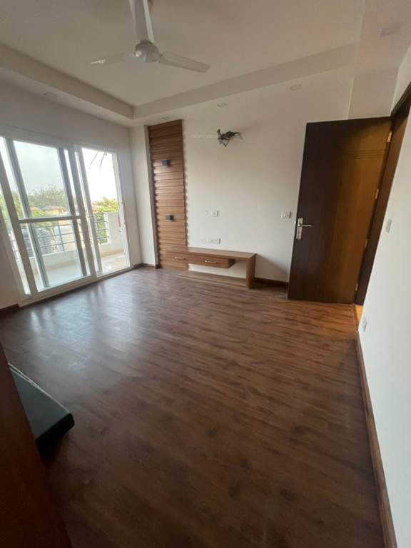  71 builder floor Bedroom