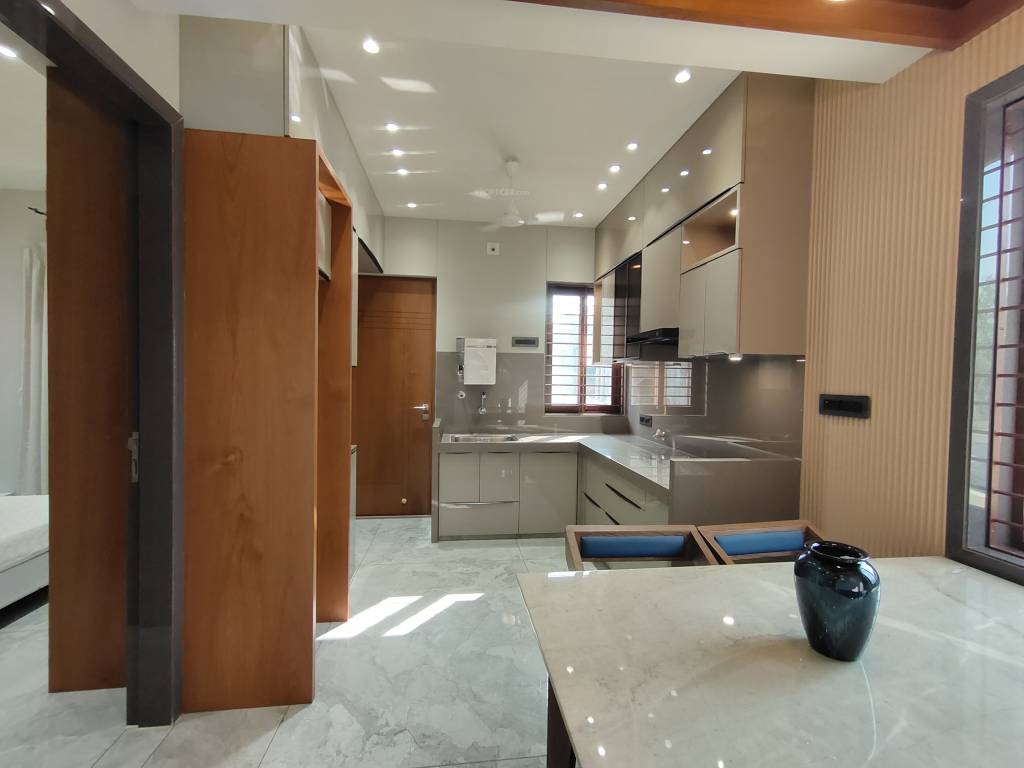  amardeep luxuria Kitchen