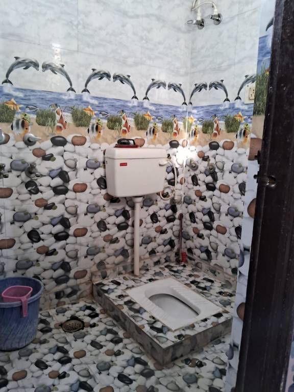 affordable floors Bathroom