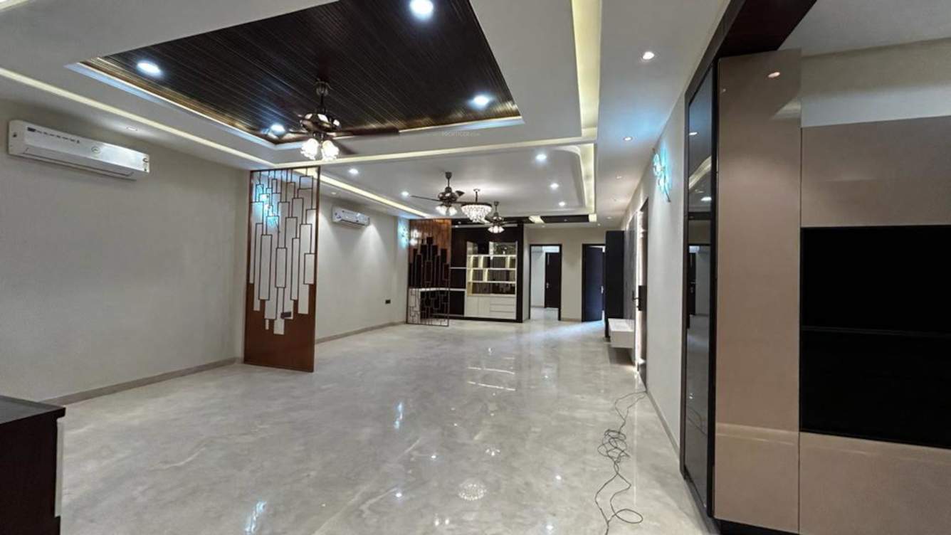 kamra luxury floors Living Area
