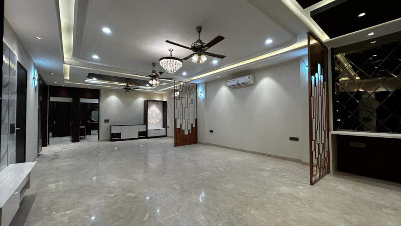 kamra luxury floors Living Area