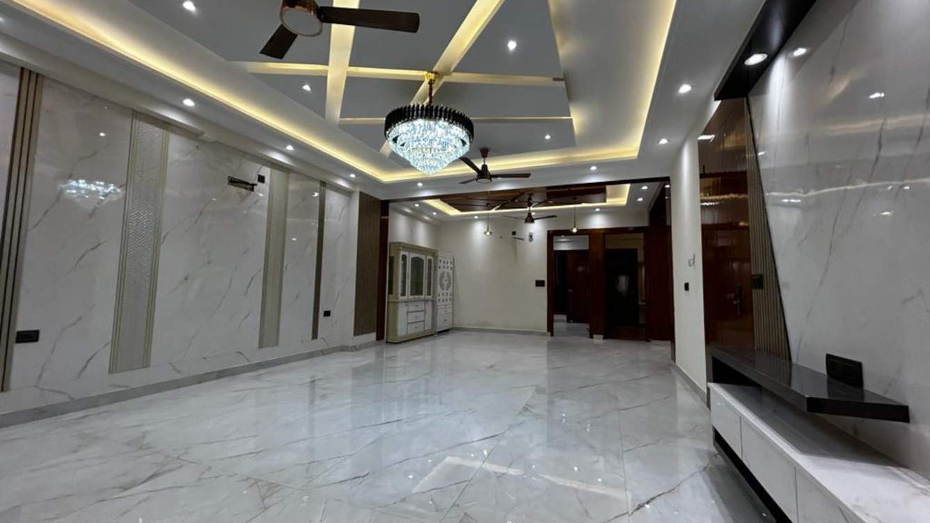 kamra luxury floors Living Area
