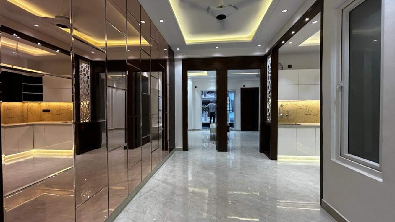 kamra luxury floors Lobby
