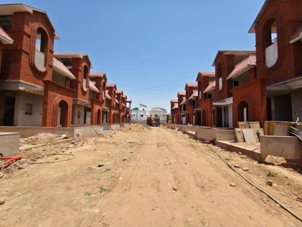 constructionStatus of Plus Vishranti 41