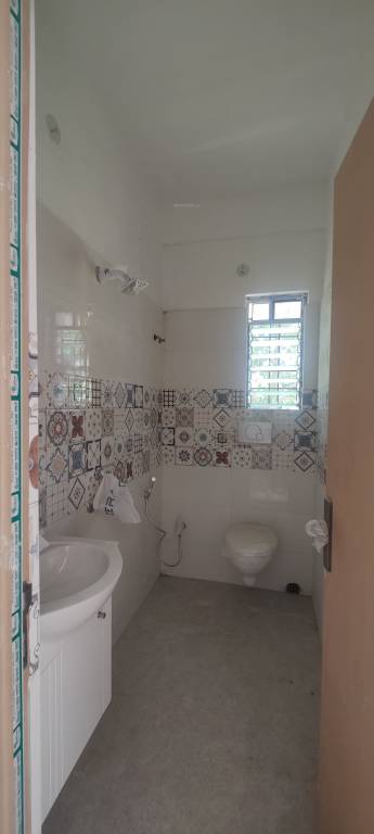  samyra flora Bathroom