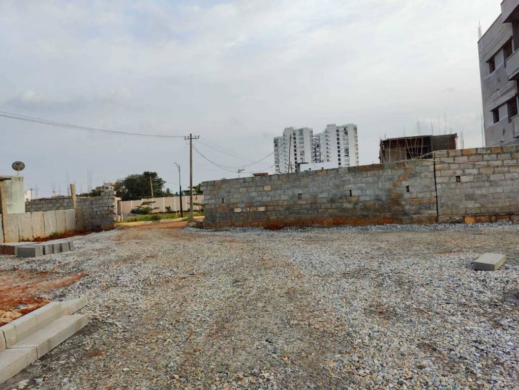 Pionier Central Avenue