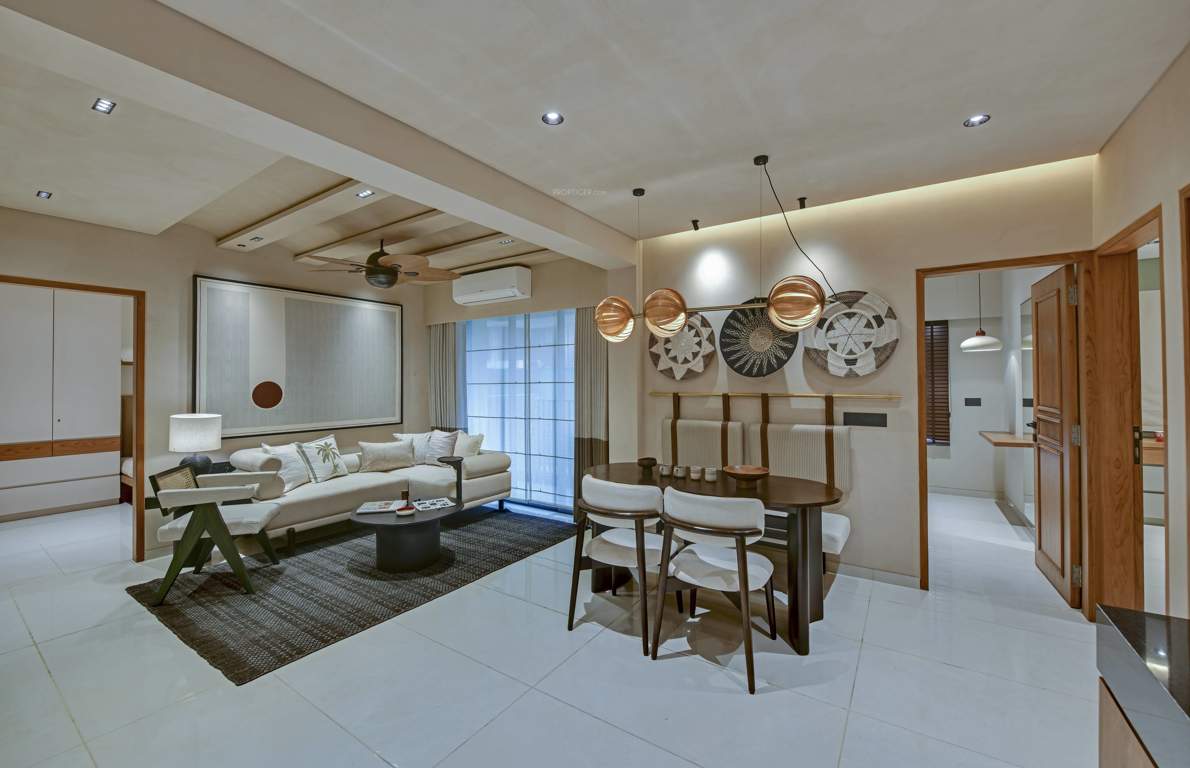  pravesh by kaavyaratna Dining Area