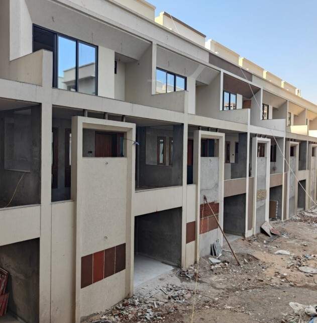  bungalows Dummy Tower Construction Status Sept 25