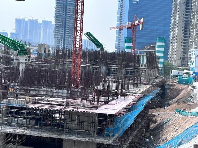 lansum elena Block A Construction Status March 25