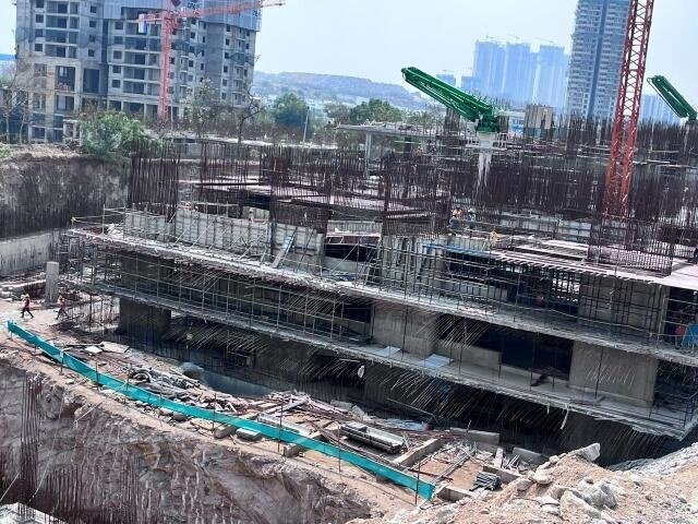 lansum elena Block A Construction Status March 25