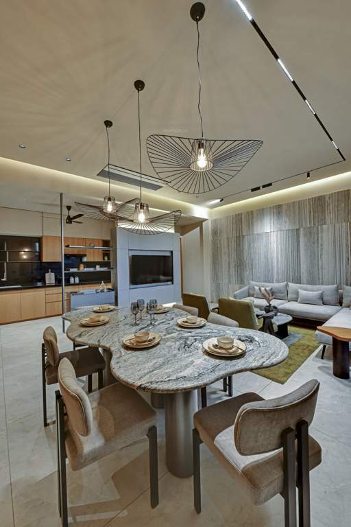  the balcony by kaavyaratna Dining Area