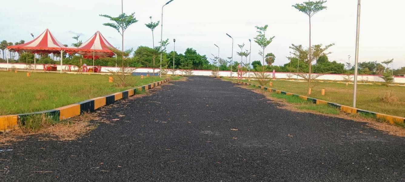  ishwaryam grand city Plot