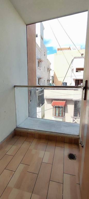  homes apartment Balcony