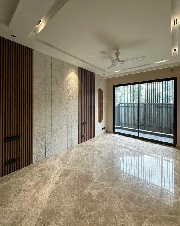  estate floors 5 Bedroom