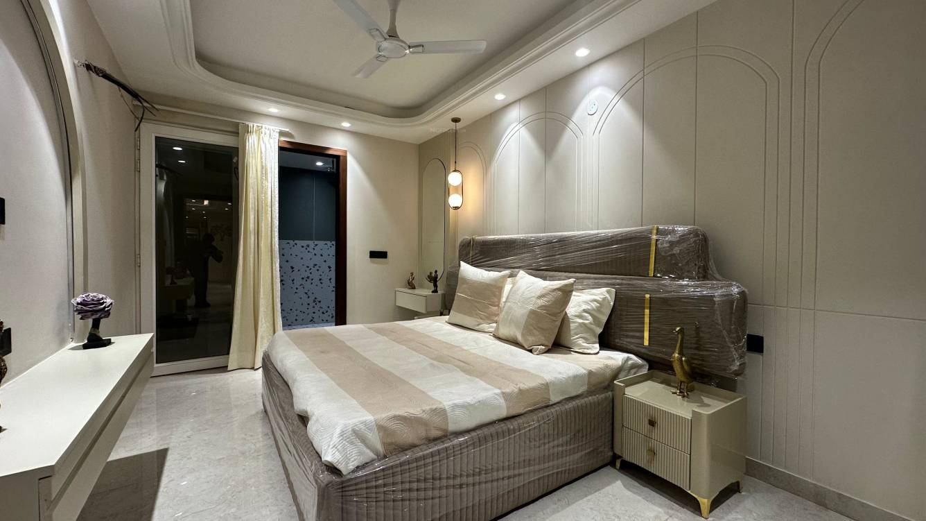 villa luxury floors Bedroom