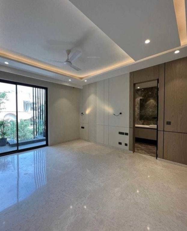  estate floors 6 Bedroom