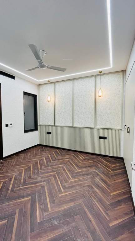  estate floors 7 Living Area