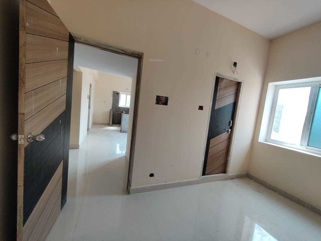  ss signature Living Area