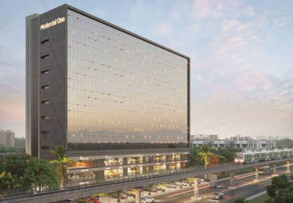 Elevation medercial-one Elevation