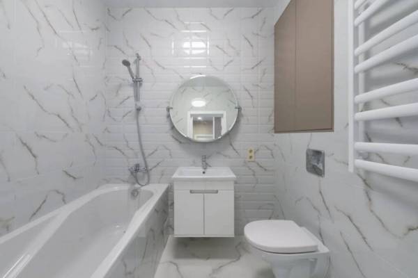  s-g-heights Bathroom