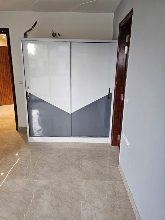  luxury floors 300 sq yd Bedroom