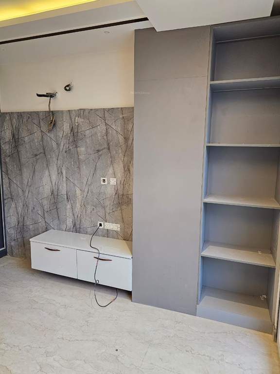  luxury floors 300 sq yd Living Area