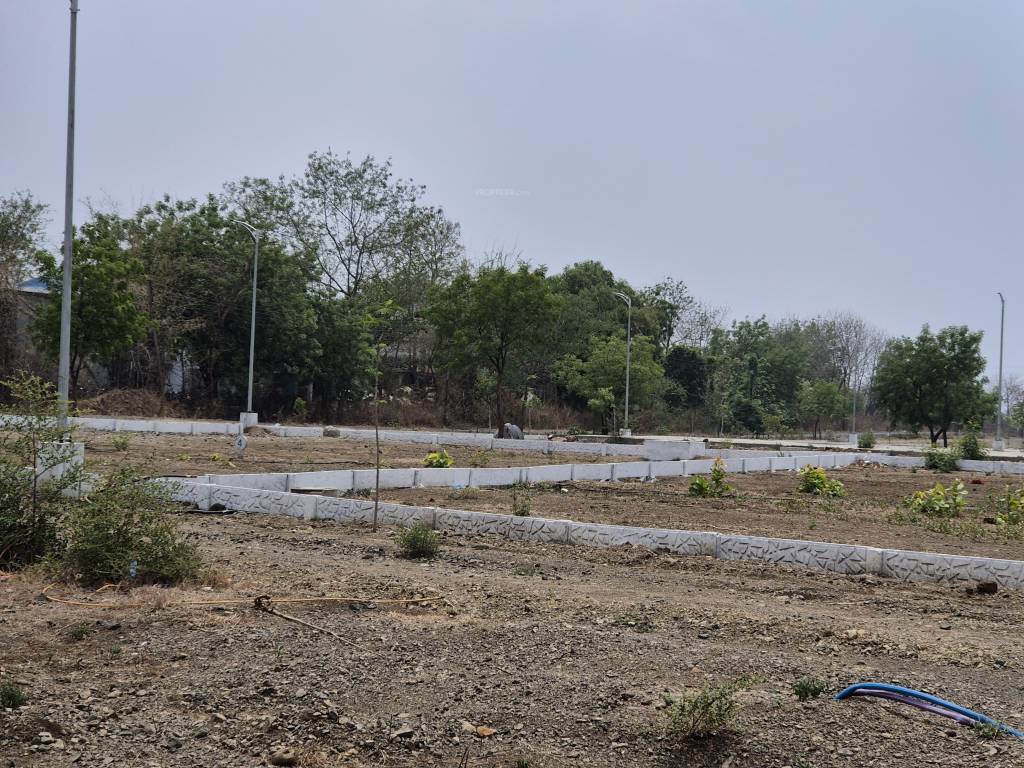  highway radiance 4 Plot