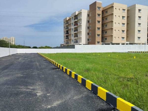  pranavam-blooming-garden Plot