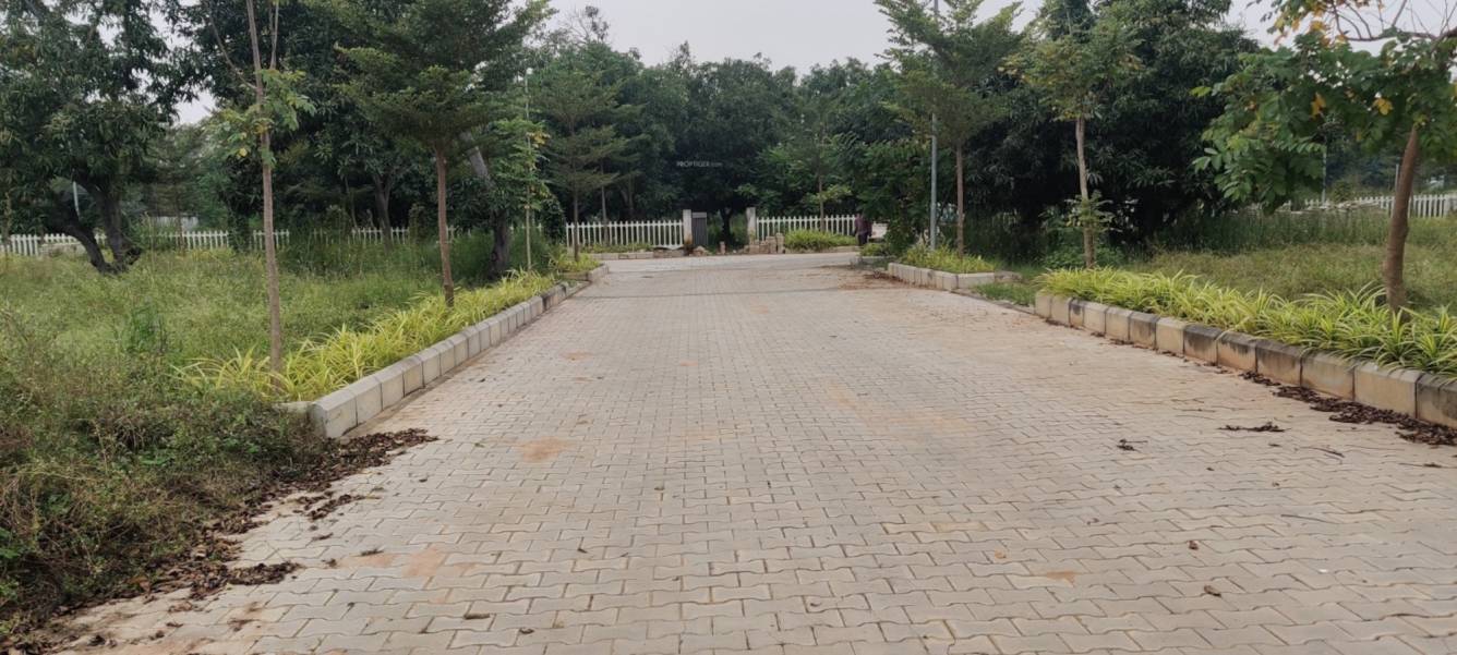  pranavam coral Internal Roads