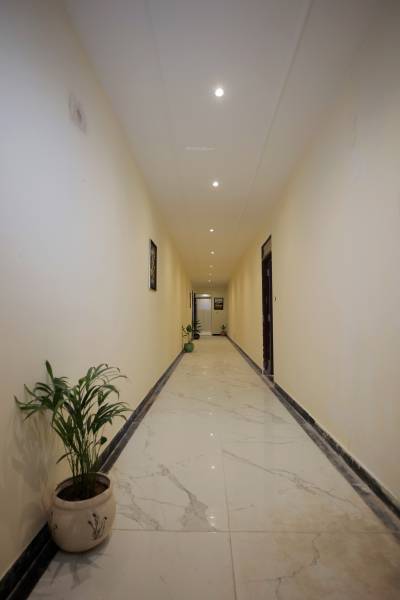  radiance Entrance Lobby