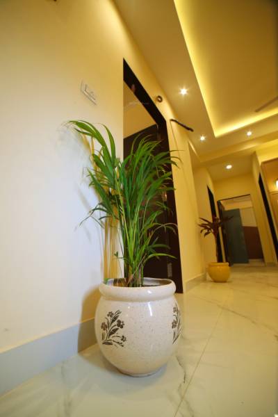  radiance Entrance Lobby