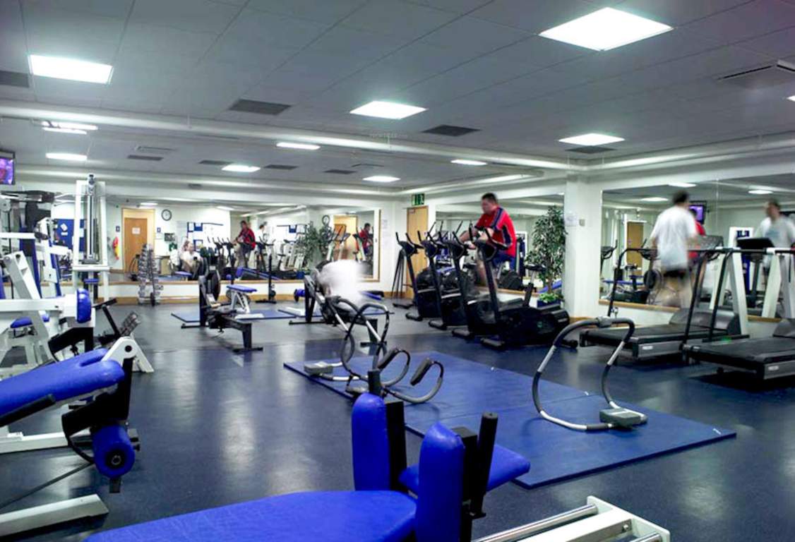  crescent mall and heights Gymnasium