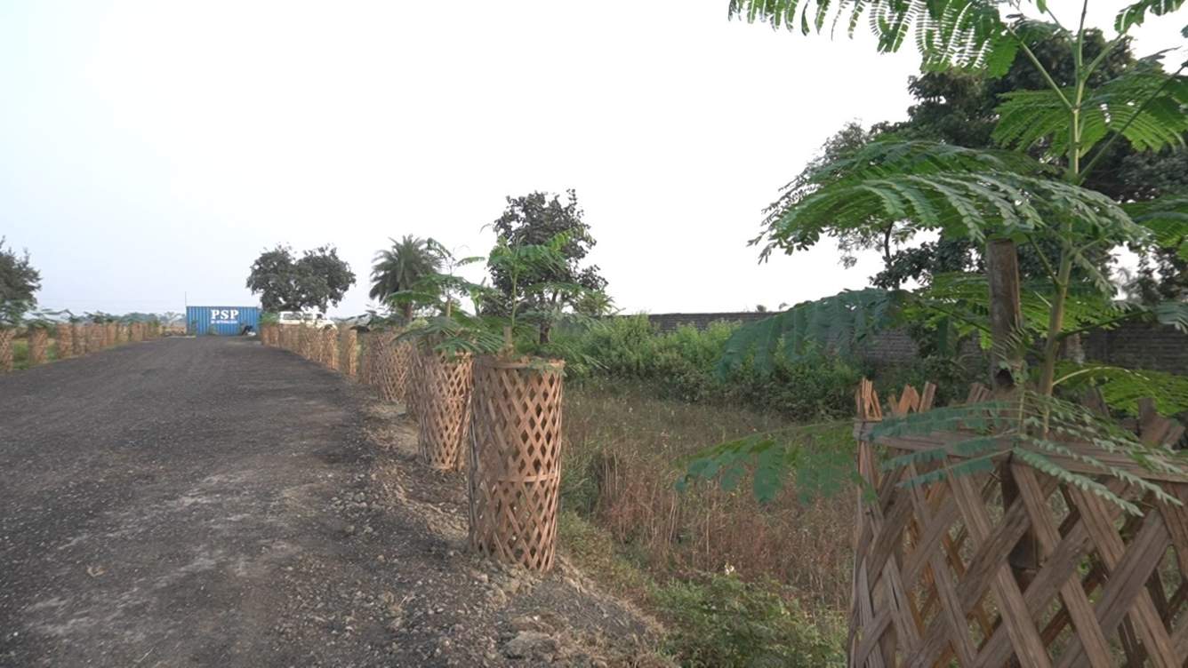  barsana the city of radha rani Plot