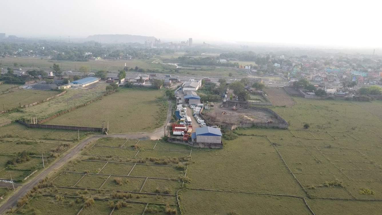  barsana the city of radha rani Plot