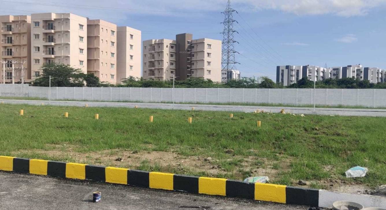  pranavan vaikunth garden Plot